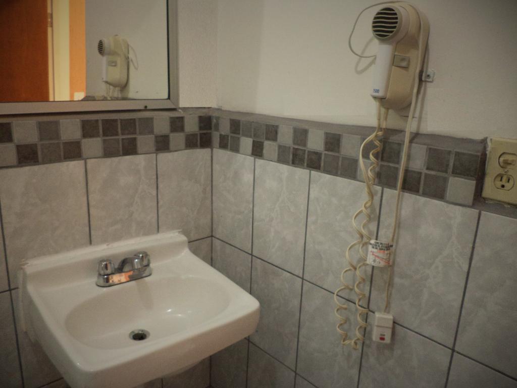Hotel Diaz Tijuana Room photo