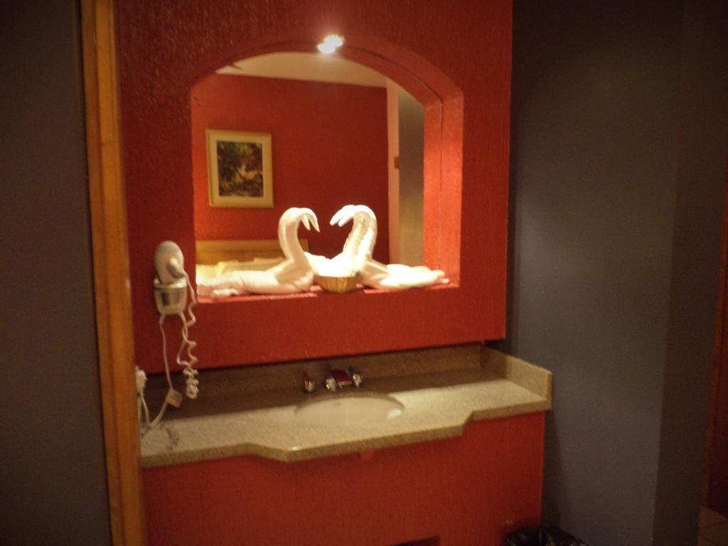 Hotel Diaz Tijuana Room photo