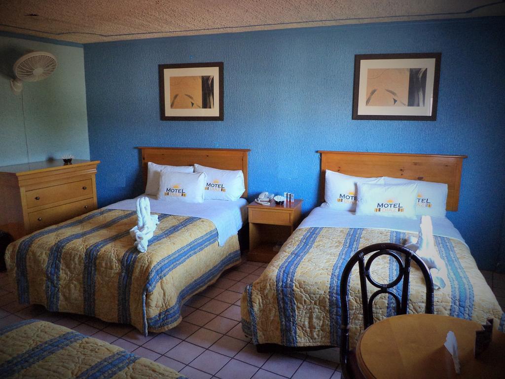 Hotel Diaz Tijuana Room photo